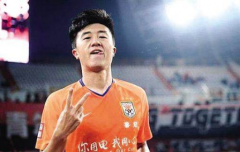 国际足球：刘洋评分第一，郑铮姜至鹏领衔攻防